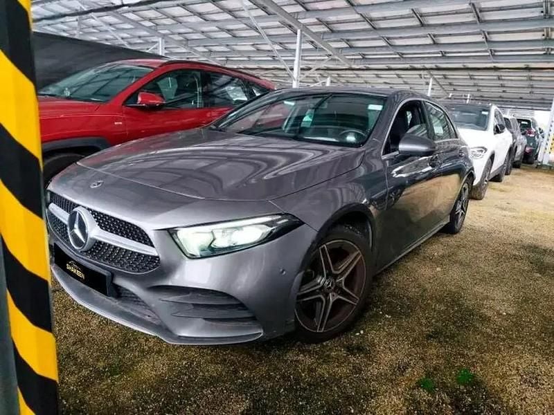 Cinza antracite Usado 2021 Mercedes A250 AMG line Citadino | € 27.990 (Super Preço) - Imagem 1/4