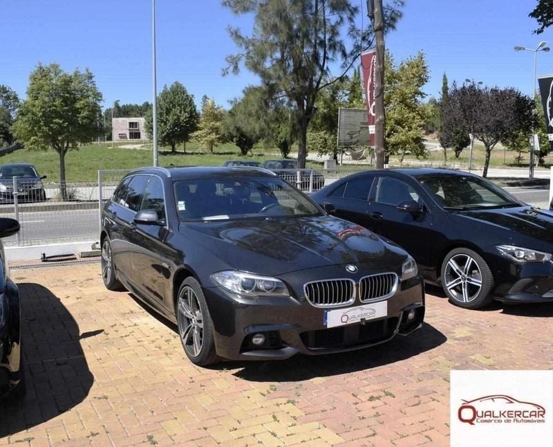 Preto Usado 2015 BMW 520 Carrinha | € 24.800 - Imagem 1/4