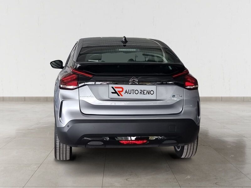 Usado Citroën e-C4 100 kW (136 HP) 2024 Cinza