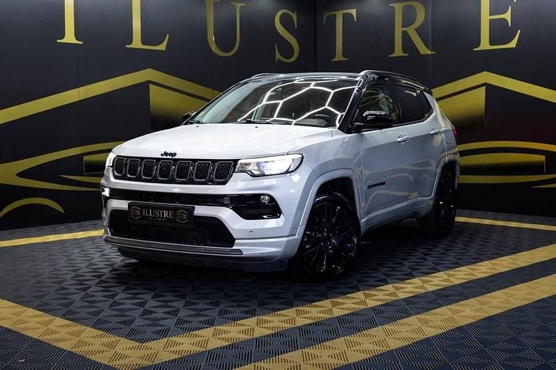 Cinzento Usado 2022 Jeep Compass SUV | € 25.900 (Preço justo) - Imagem 1/4