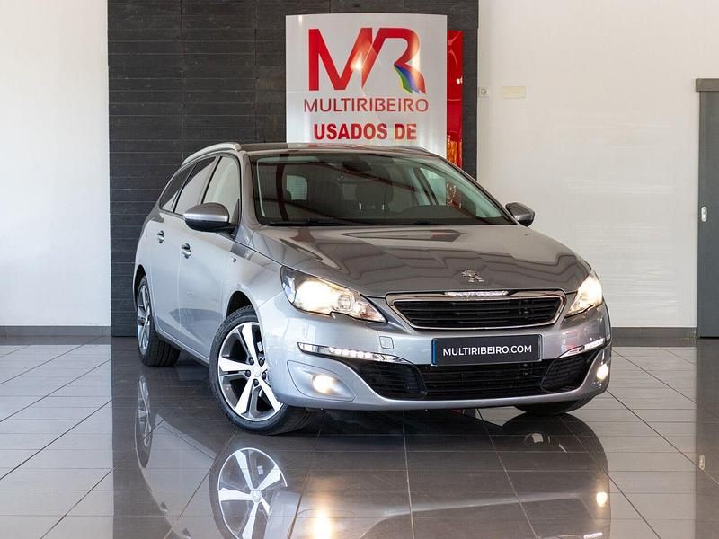 Cinza Usado 2017 Peugeot 308 Active Carrinha | € 13.950 (Preço elevado) - Imagem 1/4
