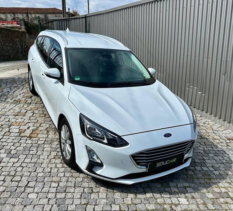 Branco Usado 2021 Ford Focus Carrinha | € 14.990 (Preço justo) - Imagem 1/4