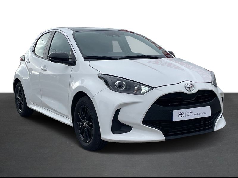 Branco (sólida) Usado 2023 Toyota Yaris Comfort Sedan | € 19.250 (Preço justo) - Imagem 1/4