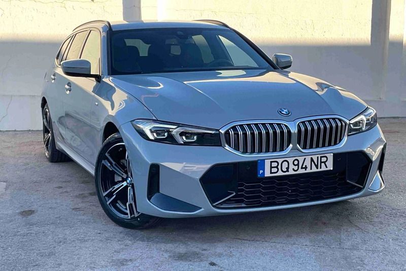 Cinzento Usado 2025 BMW 330e Shadowline Coupé | € 61.499 (Caro) - Imagem 1/4