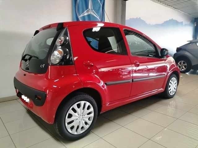 Usado Citroën C1 68 HP (50 kW) 2013 Vermelho Citadino