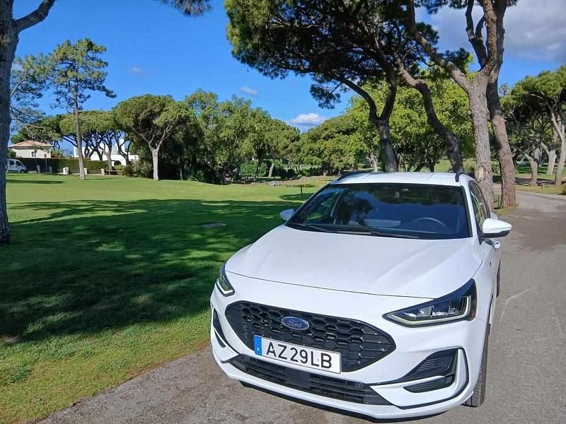 Usado Ford Focus 125 HP (91 kW) 2023 Branco Carrinha