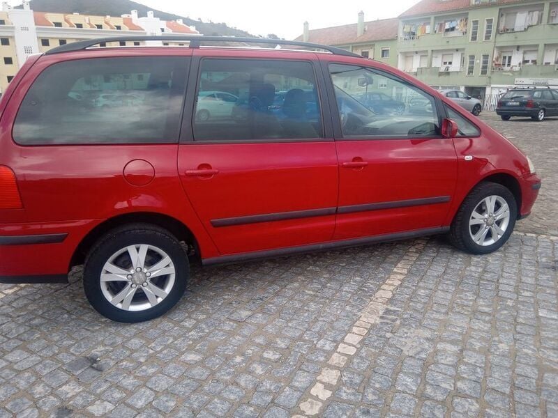 Usado 2007 Seat Alhambra Monovolume | € 6.800 - Imagem 1/4