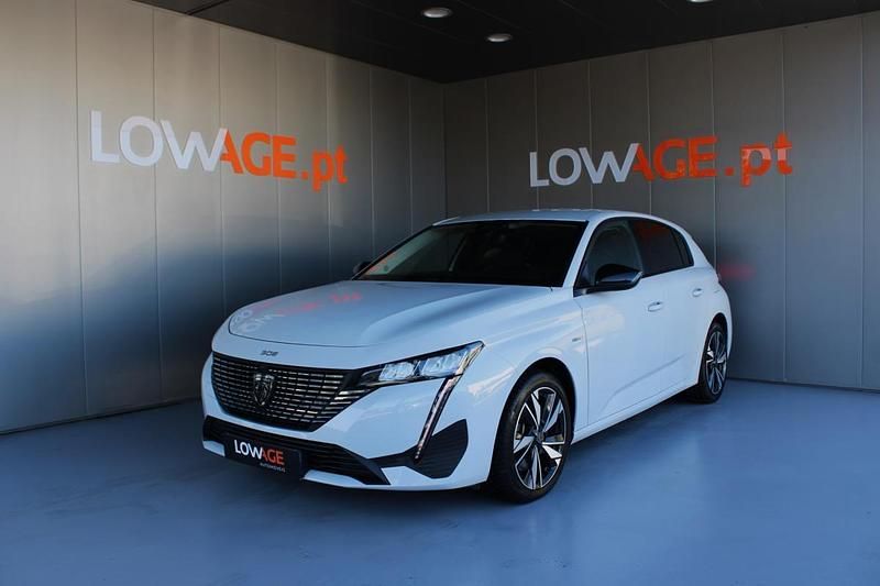 Branco Usado 2023 Peugeot 308 Allure | € 27.900 (Bom preço) - Imagem 1/4