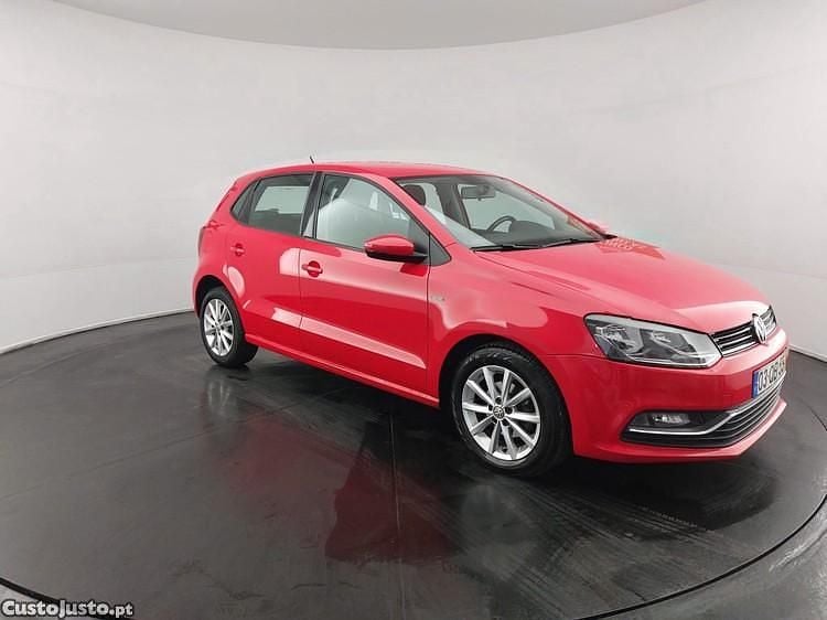 Vermelho Usado 2015 VW Polo | € 5.850 (Bom preço) - Imagem 1/1