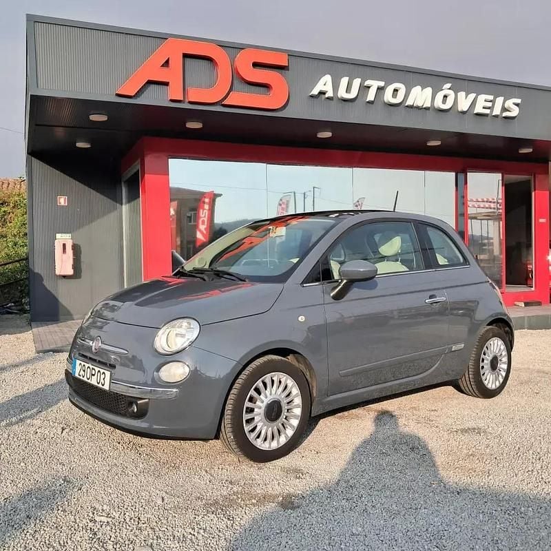 Cinzento Usado 2014 Fiat 500 Lounge Citadino | € 9.250 (Bom preço) - Imagem 1/4