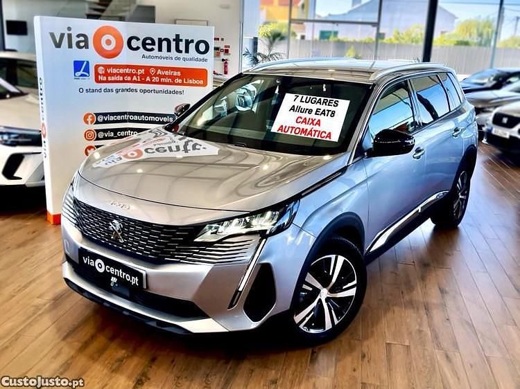 Cinza Usado 2024 Peugeot 5008 Allure Monovolume | € 29.750 (Preço justo) - Imagem 1/1