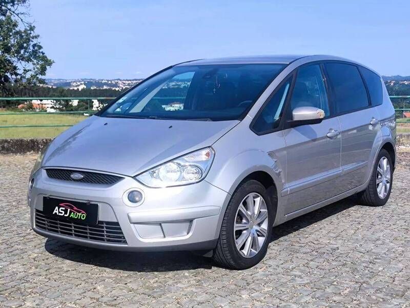 Usado Ford S-MAX Titanium 140 HP (102 kW) 2007 Cinza Monovolume