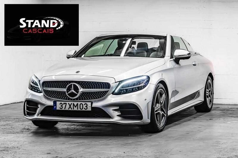 Cinzento Usado 2019 Mercedes S400 Sedan | € 42.900 - Imagem 1/4