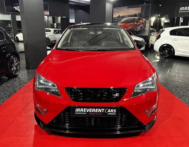 Usado Seat Leon FR 184 HP (135 kW) 2013 Vermelho Citadino