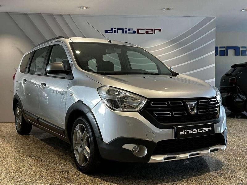 Cinza Usado 2018 Dacia Lodgy Stepway Monovolume | € 10.900 (Caro) - Imagem 1/2