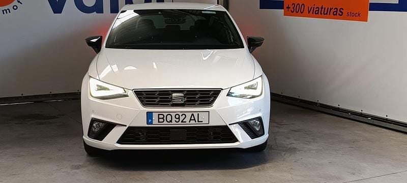 Usado Seat Ibiza 115 HP (84 kW) 2024 Branco Citadino