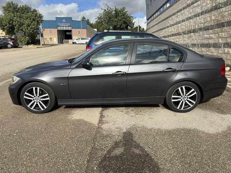 Usado BMW 320 163 HP (119 kW) 2005 Sedan