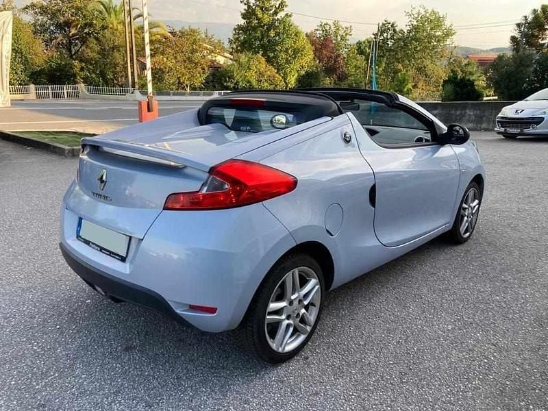 Usado Renault Wind 100 HP (73 kW) 2011 Prateado Cabrios