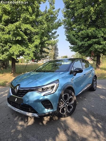 Azul Usado 2020 Renault Captur Techno SUV | € 18.950 - Imagem 1/1