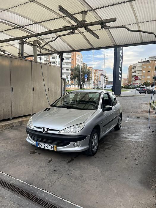 Usado 2002 Peugeot 206 | € 3.300 - Imagem 1/4