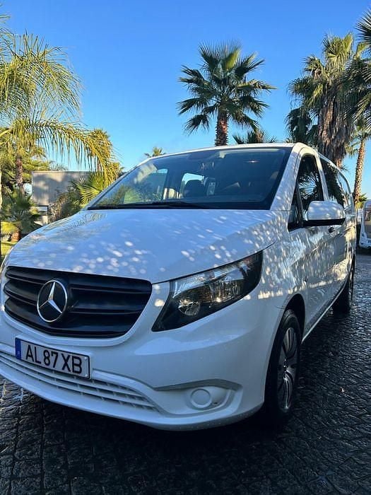 Usado 2021 Mercedes Vito Monovolume | € 25.900 (Caro) - Imagem 1/4