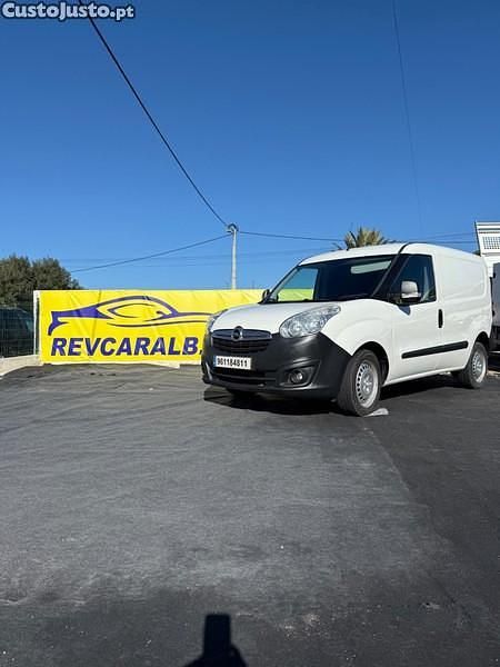 Branco Usado 2018 Opel Combo | € 7.230 (Super Preço) - Imagem 1/1