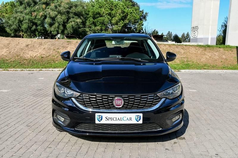 Preto Usado 2018 Fiat Tipo Lounge Sedan | € 10.450 (Bom preço) - Imagem 1/4