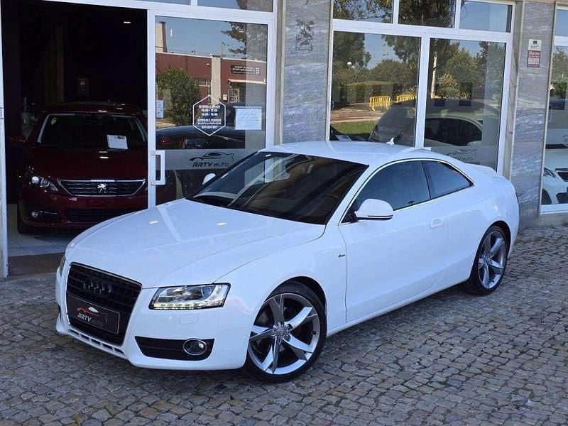 Branco Usado 2009 Audi A5 S-Line Coupé | € 14.950 (Super Preço) - Imagem 1/4