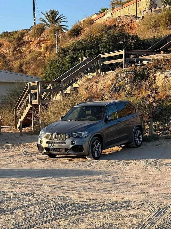 Cinzento Usado 2018 BMW X5 SUV | € 29.950 - Imagem 1/4