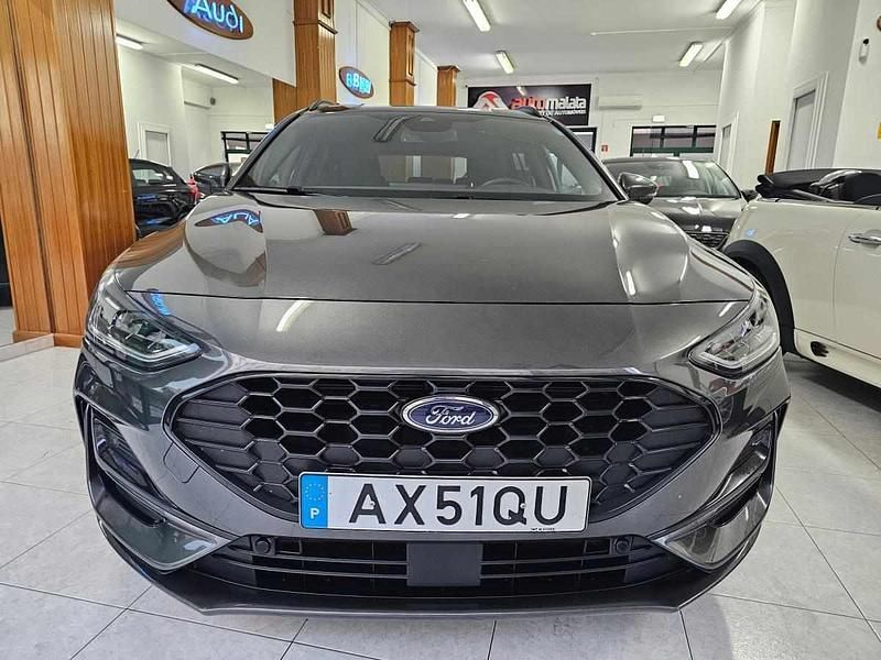 Usado Ford Focus 125 HP (91 kW) 2023 Cinzento Carrinha