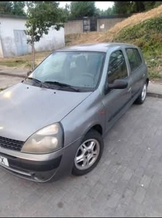 Usado 2001 Renault Clio II Sedan | € 1.700 (Preço justo) - Imagem 1/4