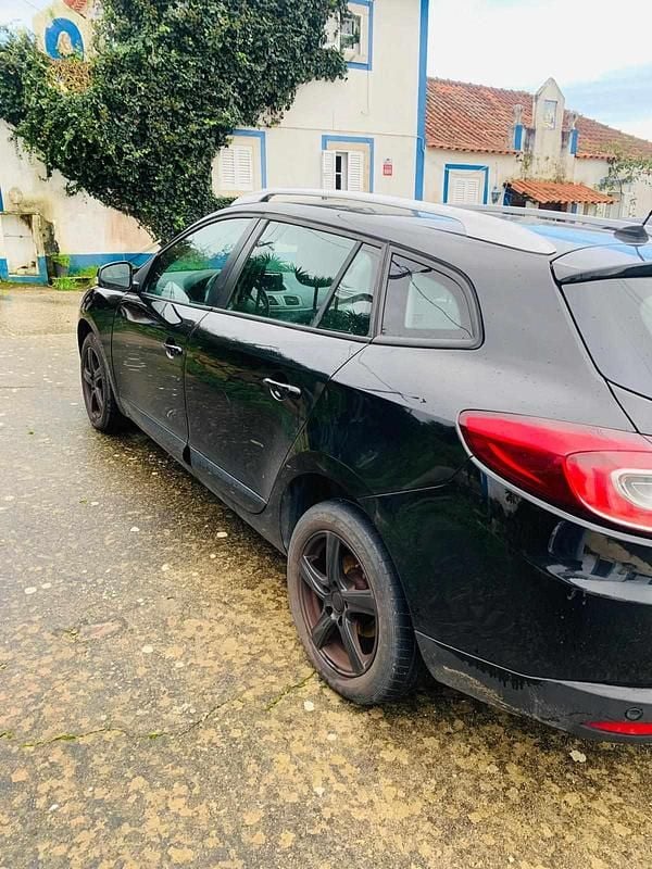 Usado Renault Mégane GrandTour 110 HP (80 kW) 2013 Preto Carrinha