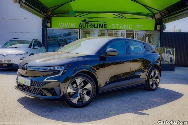 Preto Usado 2023 Renault Mégane Sedan | € 25.990 (Bom preço) - Imagem 1/1