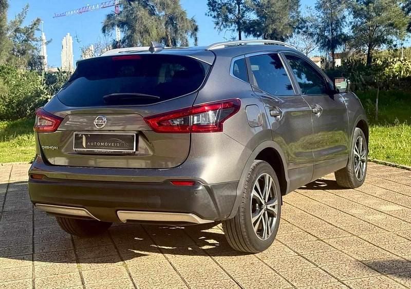 Usado Nissan Qashqai 130 HP (95 kW) 2018 Antracite SUV