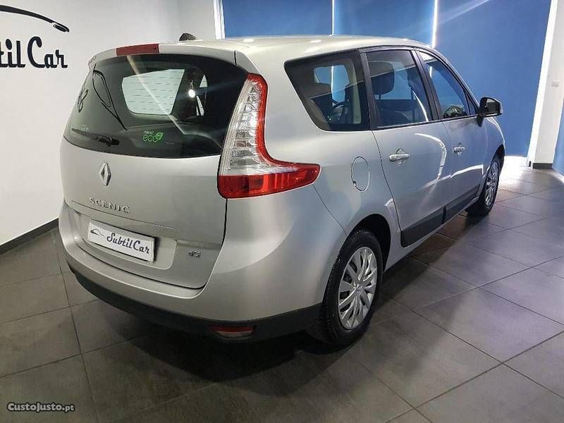 Renault 7 мест