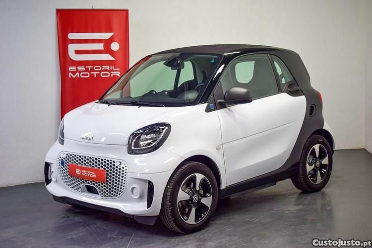 Branco Usado 2022 Smart ForTwo Electric Drive Passion Coupé | € 14.500 (Preço justo) - Imagem 1/1