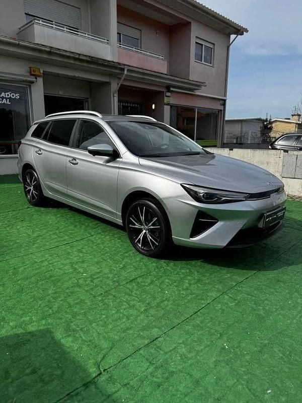 Usado MG MG5 EV 114 kW (156 HP) 2022 Cinzento Carrinha