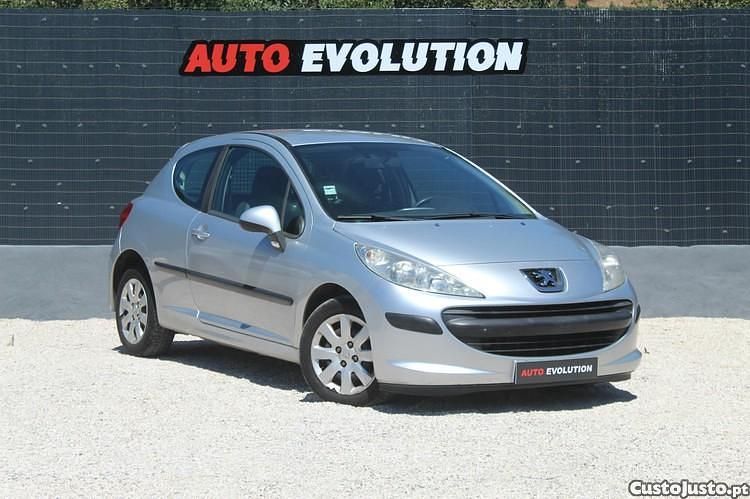 Cinza Usado 2008 Peugeot 207 | € 4.250 (Super Preço) - Imagem 1/1