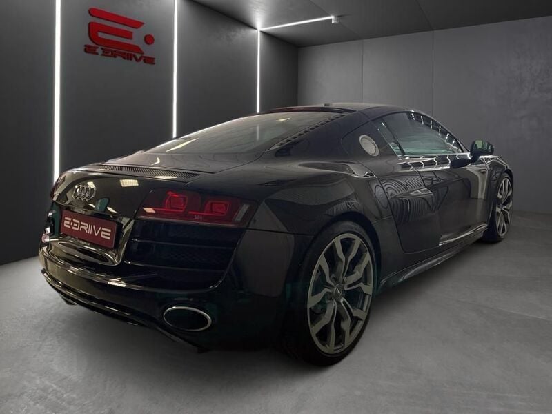Usado Audi R8 Coupé Design 525 HP (386 kW) 2013 Preto Coupé