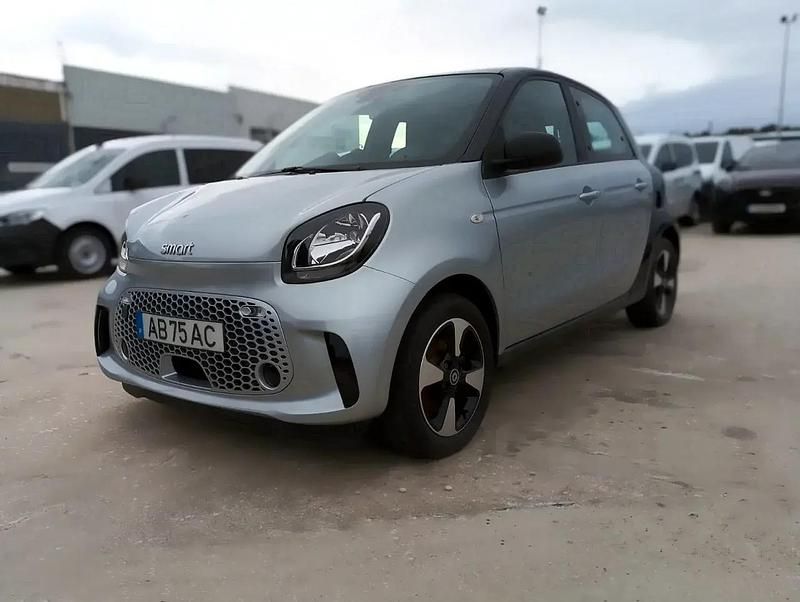 Usado Smart ForFour Electric Drive Passion 60 kW (82 HP) 2020 Cinzento