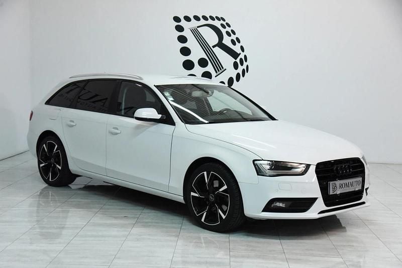 Usado Audi A4 Business 150 HP (110 kW) 2013 Branco Carrinha