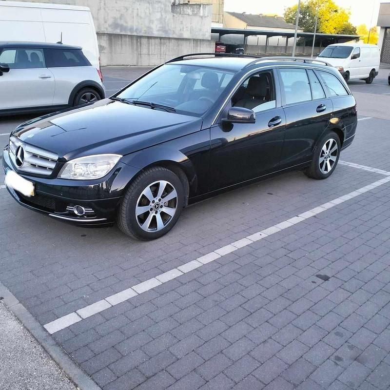 Preto Usado 2009 Mercedes C220 Carrinha | € 11.700 (Bom preço) - Imagem 1/4