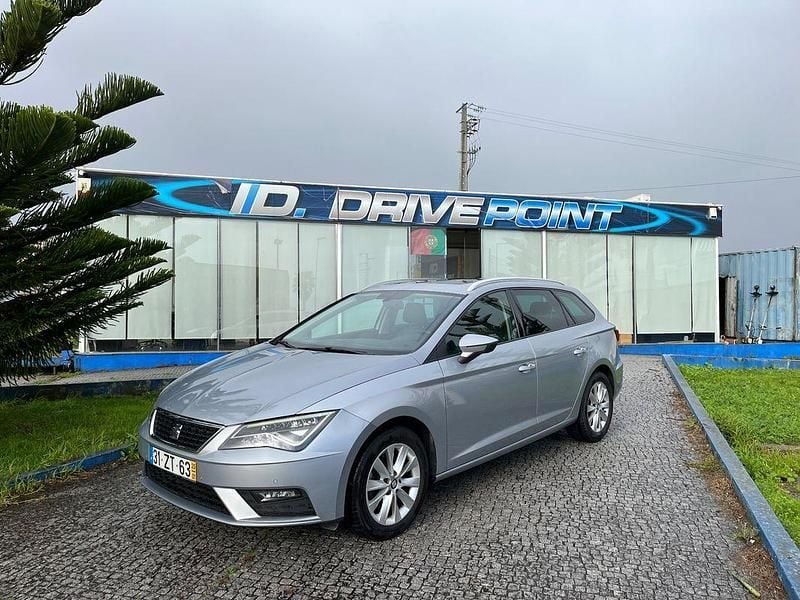 Cinza Usado 2020 Seat Leon Style Carrinha | € 11.900 (Bom preço) - Imagem 1/4