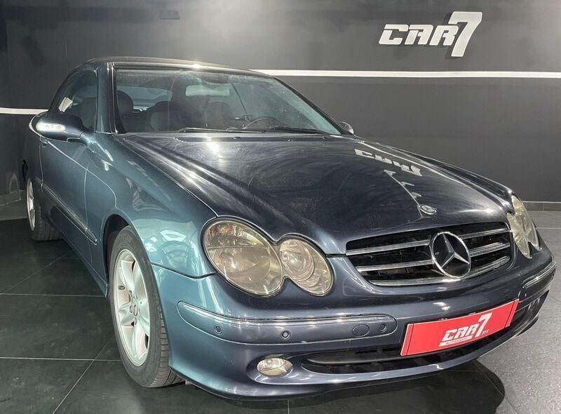 Usado Mercedes CLK200 Elegance 163 HP (119 kW) 2004 Cinza Coupé