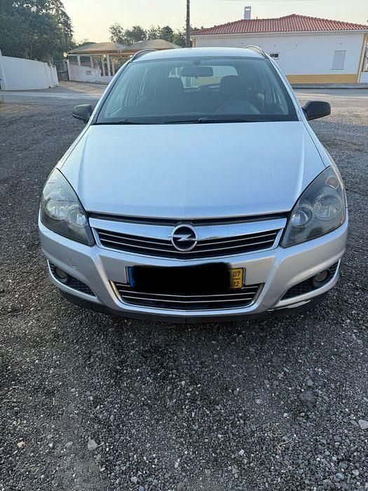 Usado 2007 Opel Astra Sedan | € 2.150 (Preço justo) - Imagem 1/4