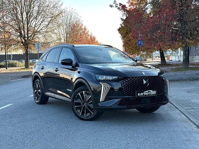 Preto Usado 2023 DS Automobiles DS7 Crossback SUV | € 29.500 (Bom preço) - Imagem 1/4