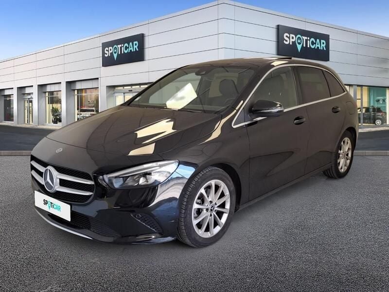 Preto Usado 2020 Mercedes B180 Monovolume | € 26.500 (Preço justo) - Imagem 1/3