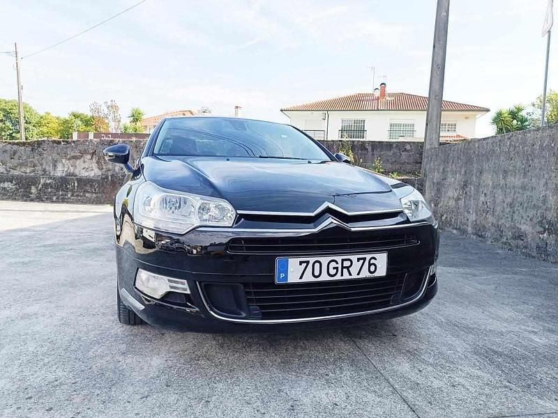 Usado Citroën C5 109 HP (80 kW) 2008 Preto Sedan
