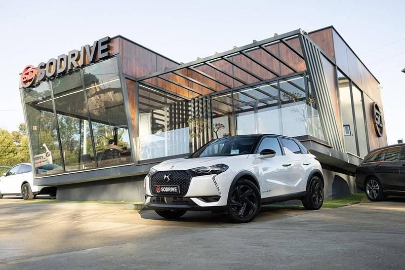 Branco Usado 2020 DS Automobiles DS3 Crossback SUV | € 18.900 (Preço justo) - Imagem 1/4
