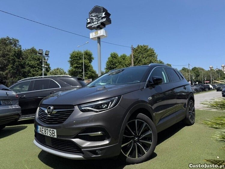 Cinza Usado 2020 Opel Grandland X Ultimate SUV | € 23.750 - Imagem 1/1